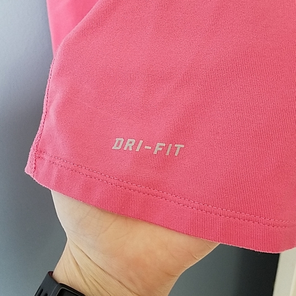 Nike Pullover - Picture 2 of 3